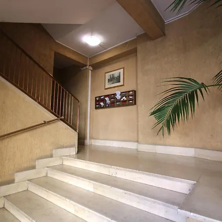 Casa Sole... E Sei Subito A Casa! :) 로마